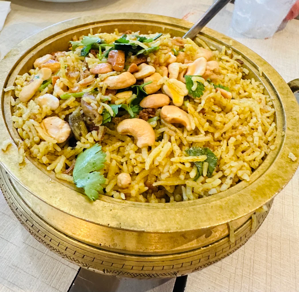 Raju Gari Kodi Pulav